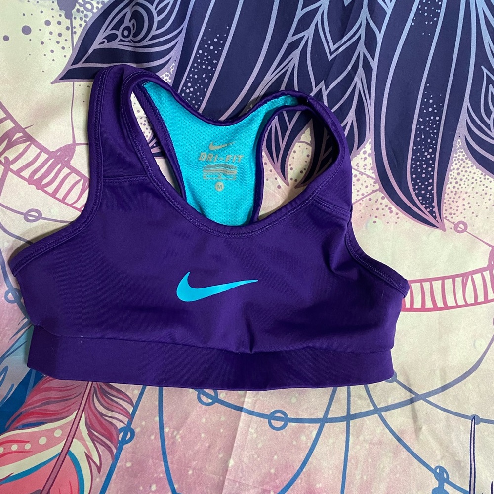 Women’s Nike sports bra